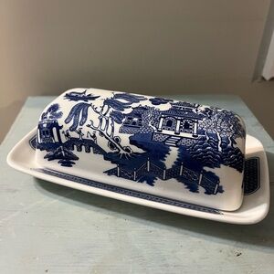 Churchill Blue and White Blue Willow Ceramic Butter Dish